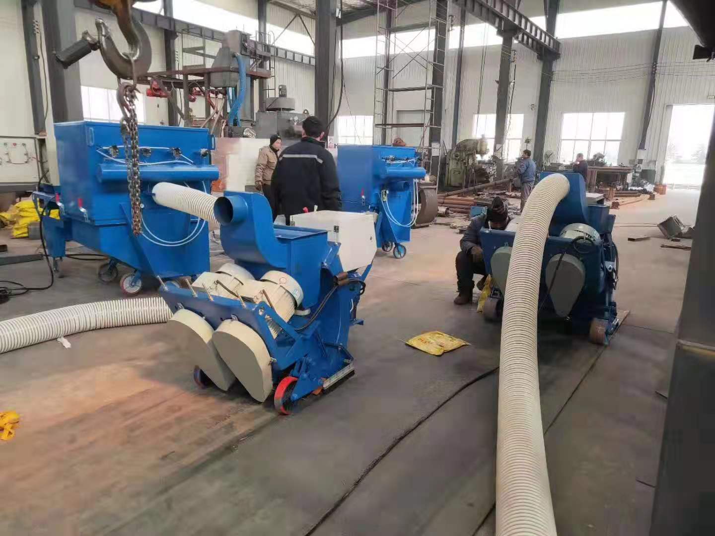 青海省吊鉤式拋丸除銹清理機_青海省吊鉤式拋丸機_青海省吊鉤式噴丸設(shè)備_青海省吊鉤式噴砂機哪家強？